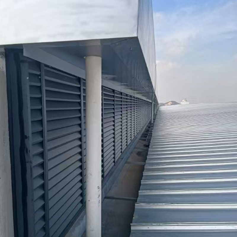 Jaluzele fixe din aluminiu (opțional rezistente la ploaie/nerezistente la ploaie)